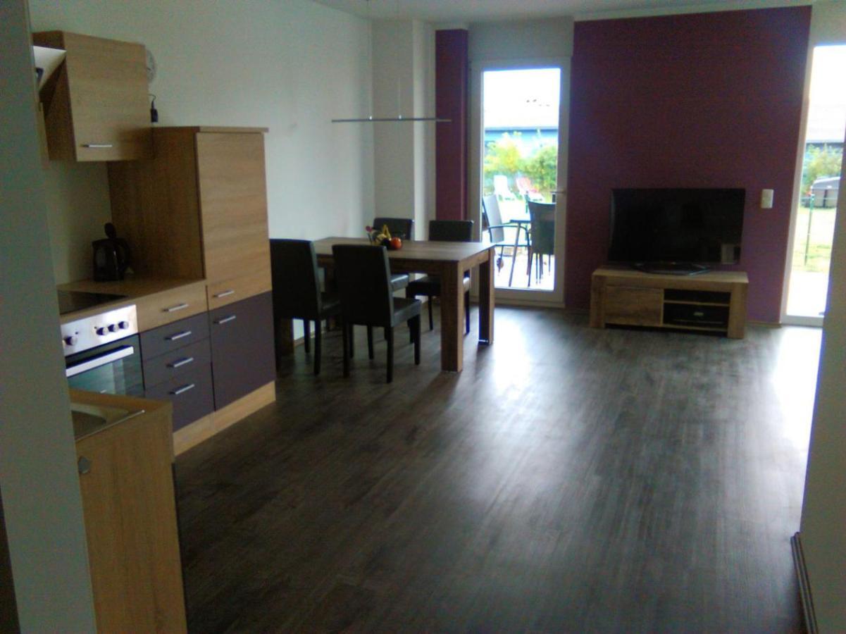 Ferienwohnung Am Seglerhafen Peenemunde Extérieur photo